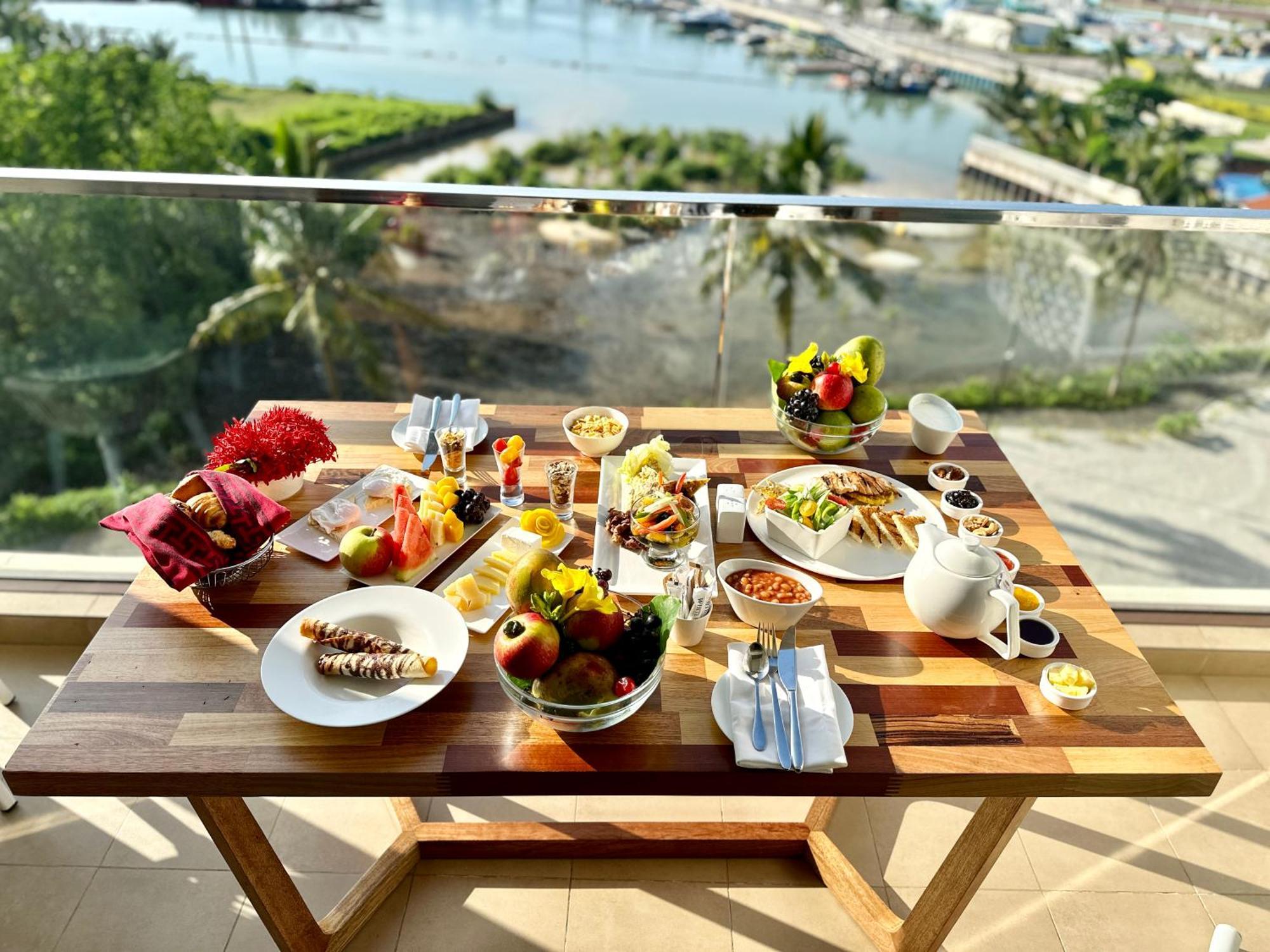 - Azam Luxury Resort&spa 5* Sansibar